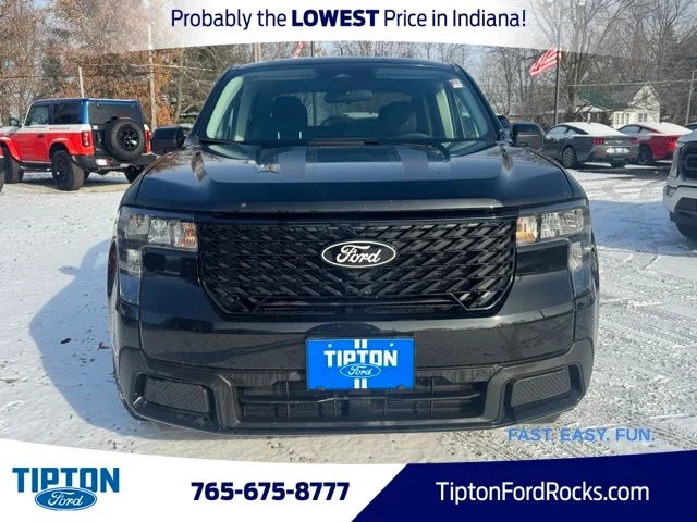 New 2025 Shadow Black Ford XLT image 29