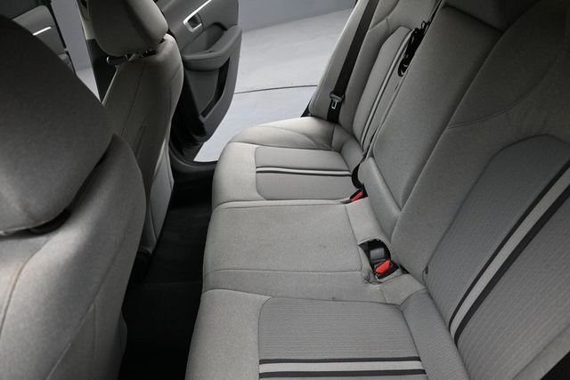Used 2020 Black Hyundai SEL image 15