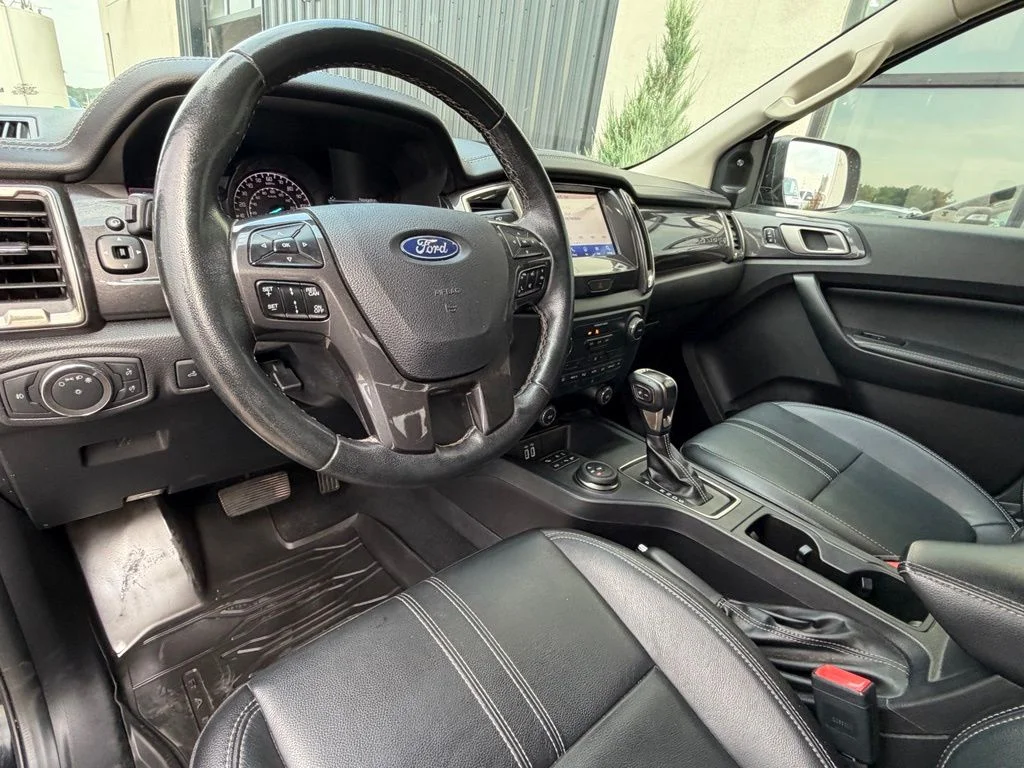 Used 2020 Black Ford Lariat image 7