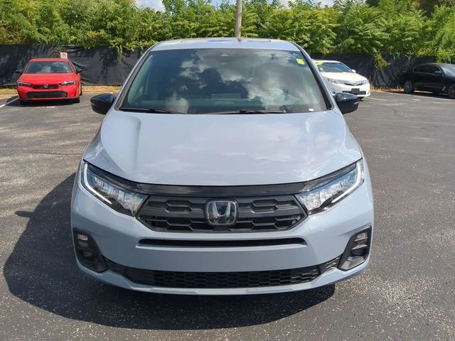 Used 2026 Sonic Gray Pearl Honda Sport-L image 4