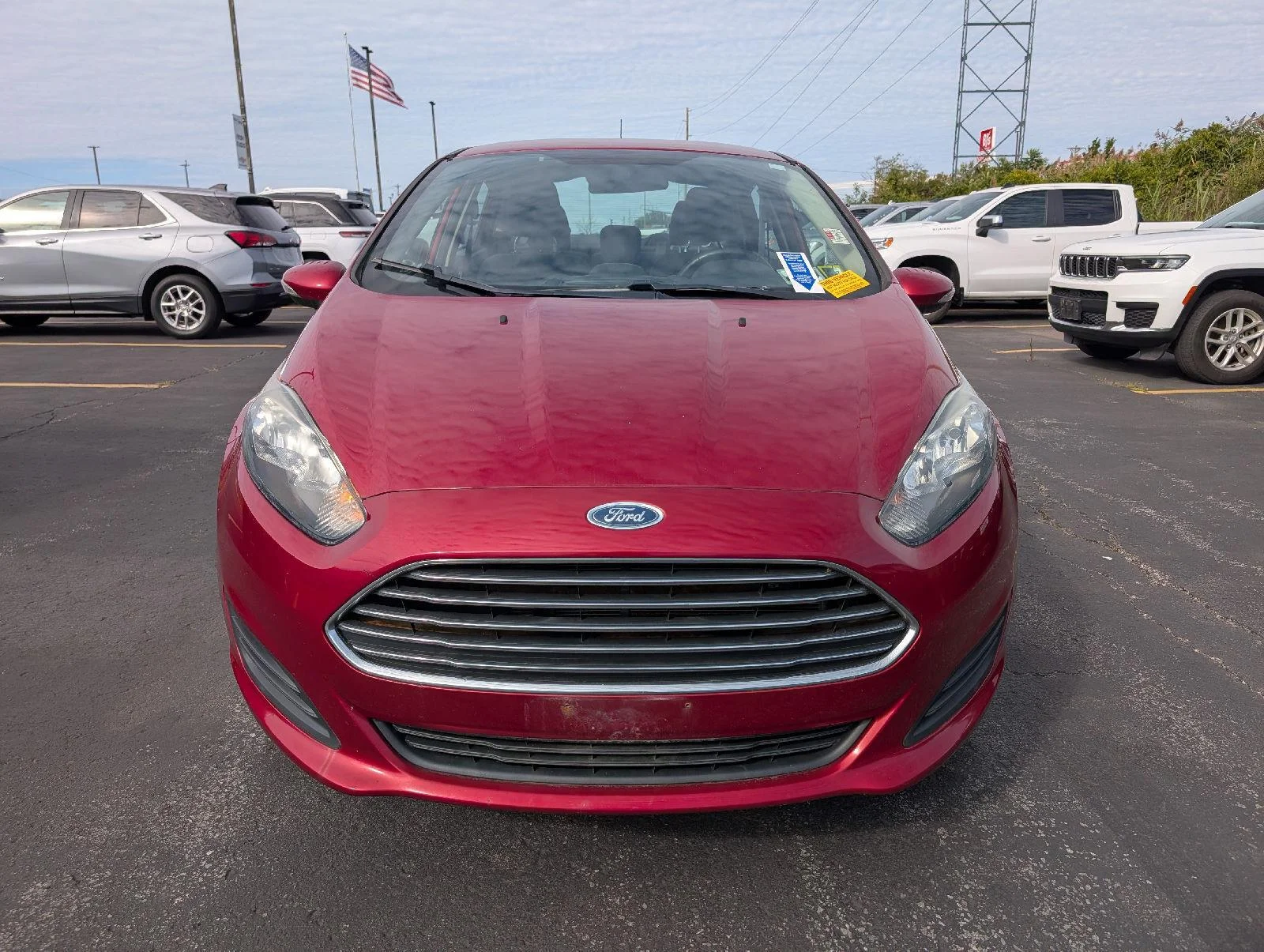 Used 2016  Ford SE image 2