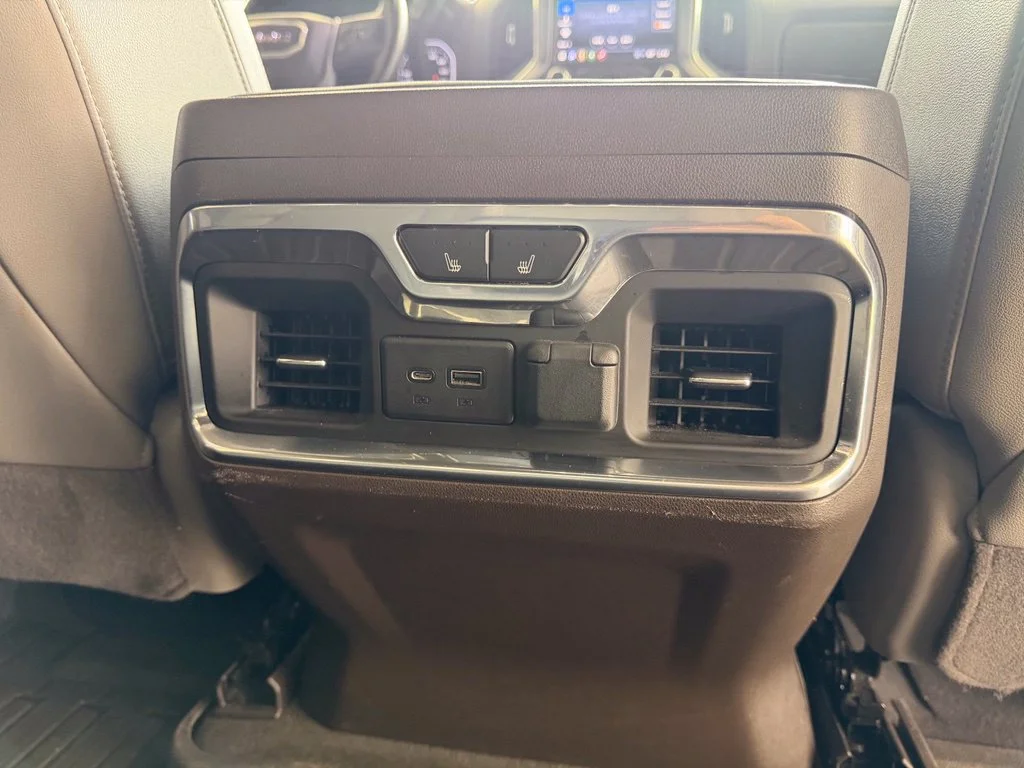 Used 2021 Red GMC SLT image 34