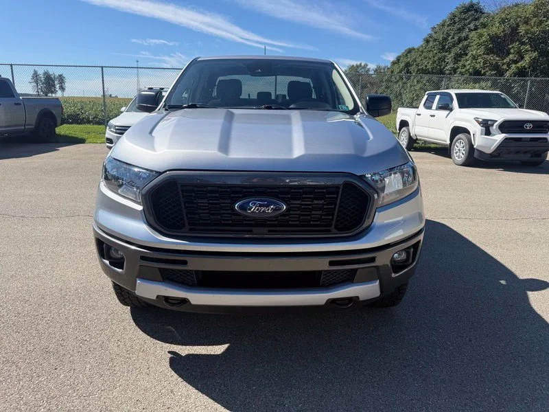 Used 2020 Silver Ford XLT image 9