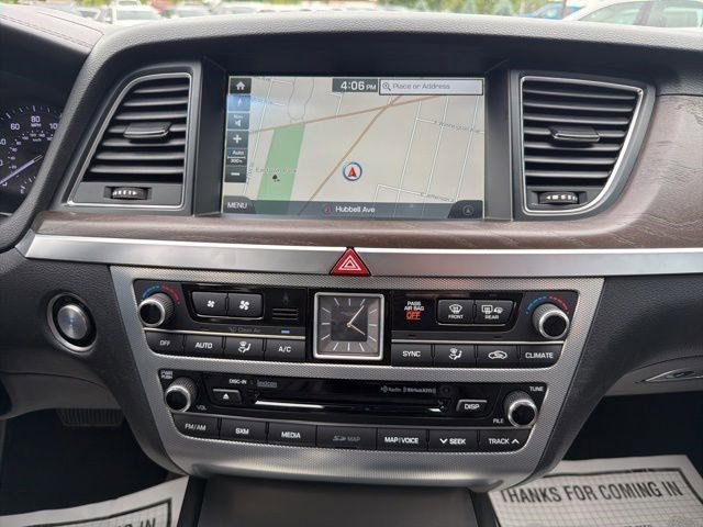 Used 2018 Himalayan Gray Genesis 5.0L Ultimate image 23