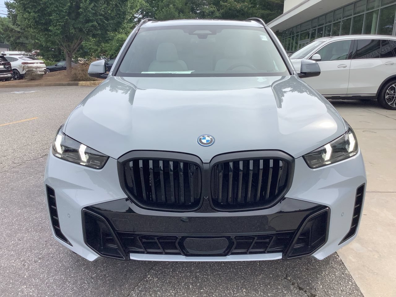New 2026 Brooklyn Grey Metallic BMW xDrive50e image 10