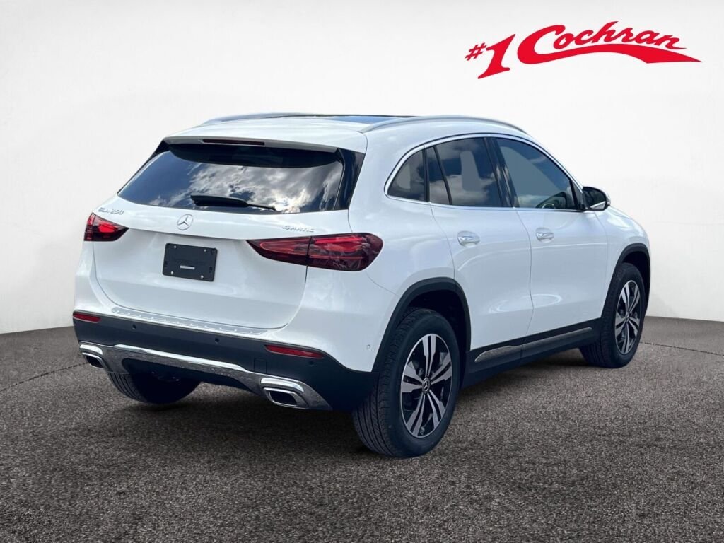 New 2026 Polar White Mercedes-Benz GLA 250 image 7