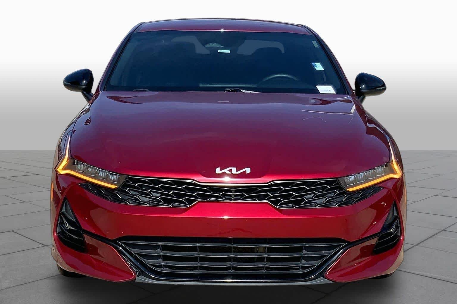 Used 2022 Passion Red Kia GT-Line image 4