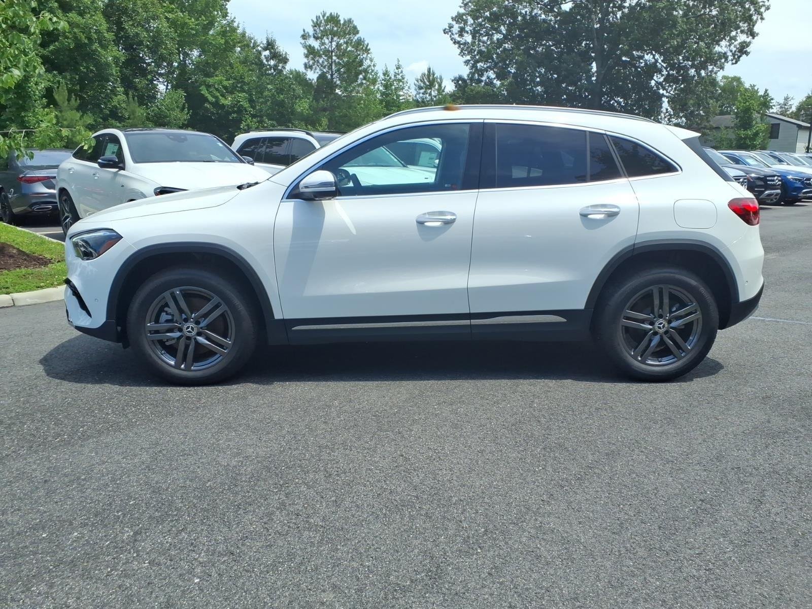 New 2026 Polar White Mercedes-Benz GLA 250 image 9