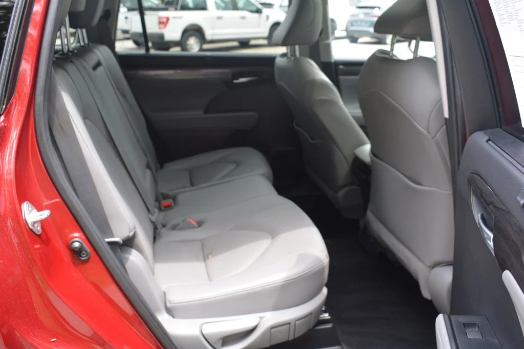 2020 Toyota Highlander Limited - Photo 23