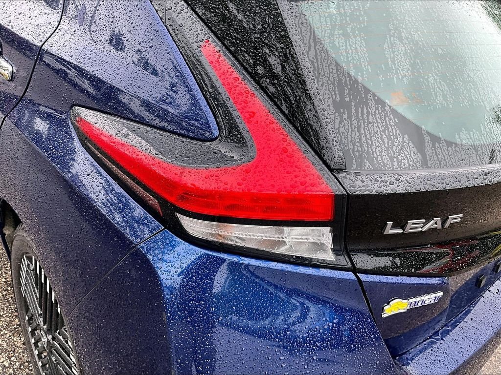 Used 2024 Blue Nissan SV Plus image 32