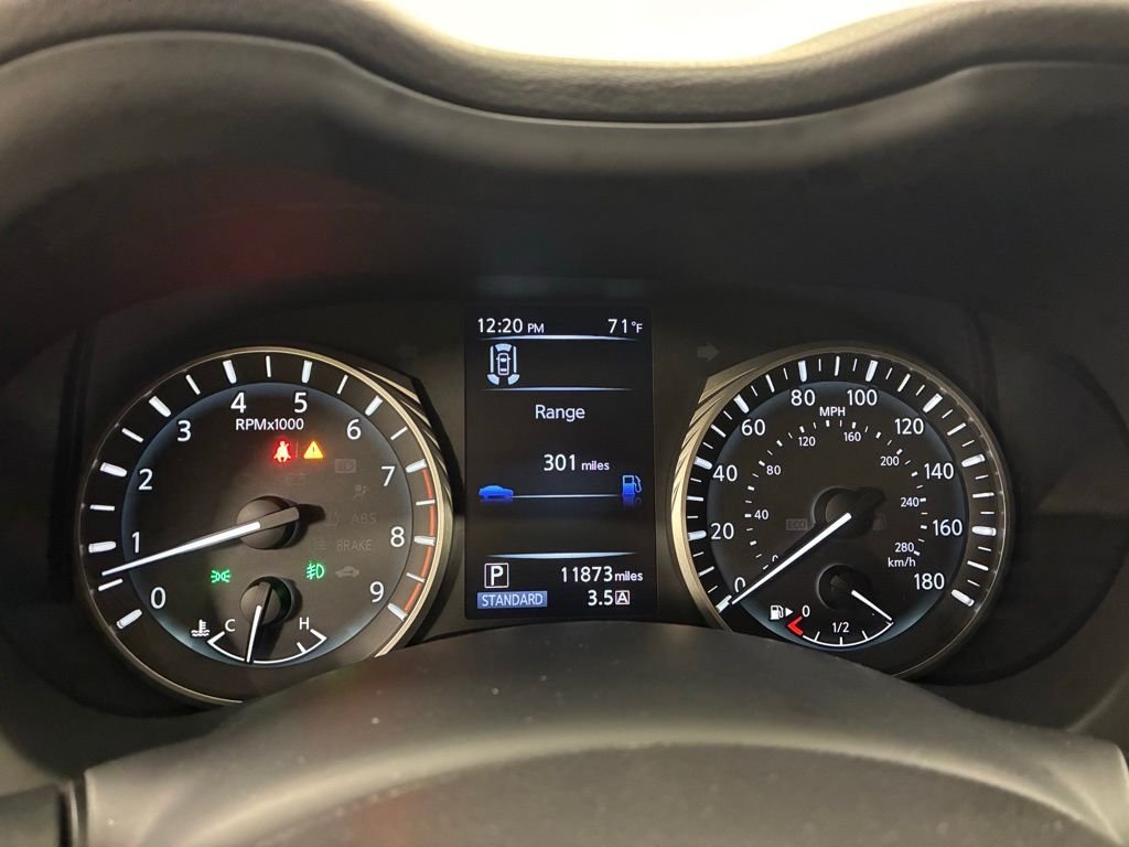 Used 2024 Black INFINITI Red Sport 400 image 27
