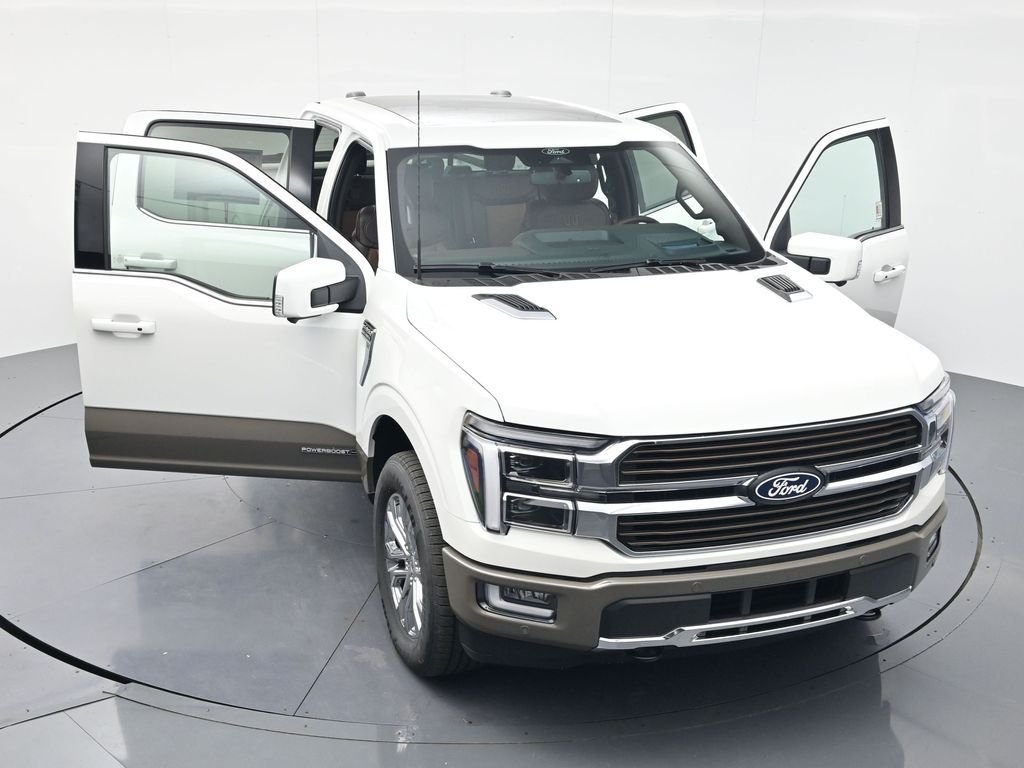 New 2026 Star White Metallic Tri-Coat Ford King Ranch® image 50