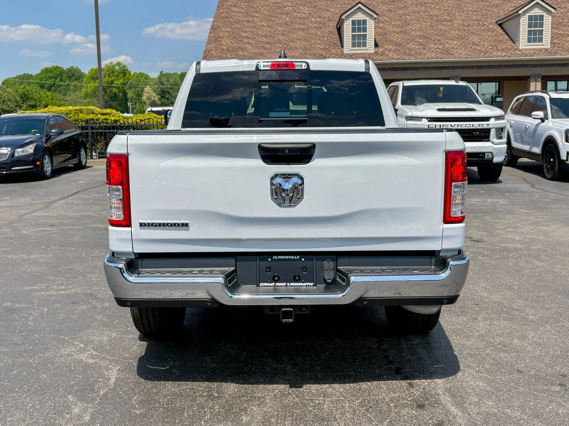 Used 2023 White Ram Big Horn/Lone Star image 14