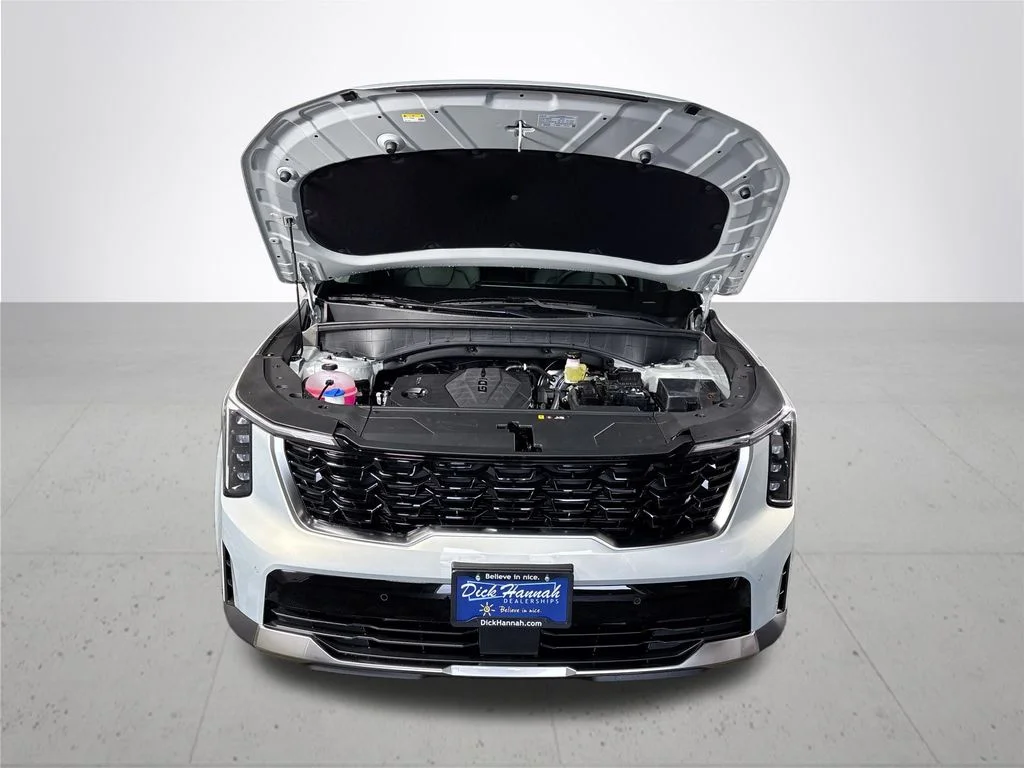 New 2026 Ivory Silver Kia S image 21