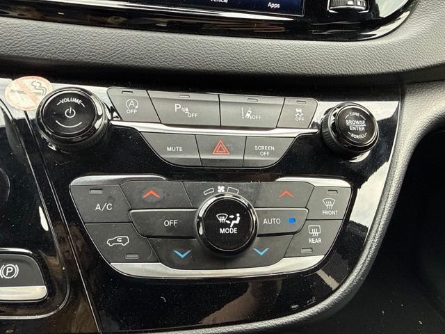 Used 2025 Black Chrysler Select image 12