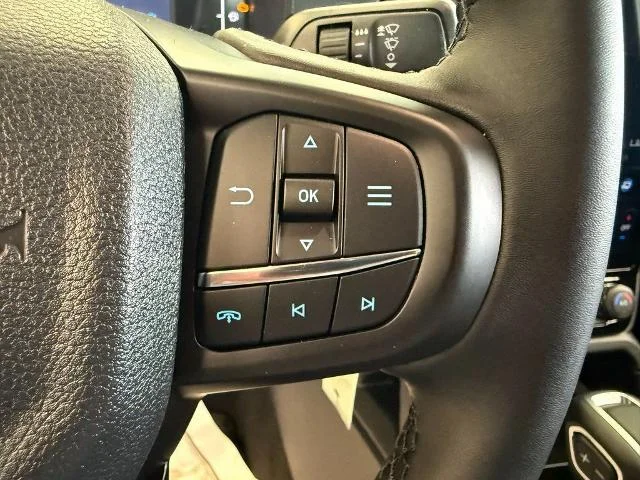 New 2025 Marsh Gray Ford XLT image 45