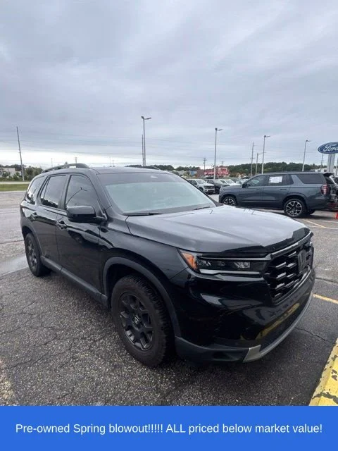 Used 2025 Black Honda TrailSport image 3