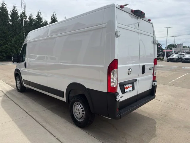 Used 2025 White Ram High Roof image 9