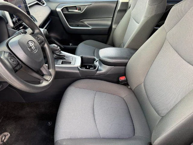 Certified Used 2025 SILVER SKY METALLIC Toyota XLE image 13