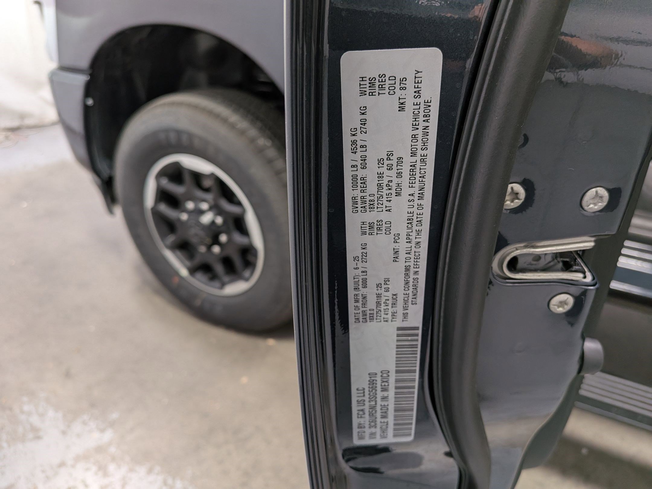 2025 RAM 2500 Laramie - Photo 19