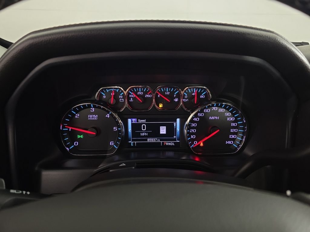 Used 2018 White GMC SLT image 14