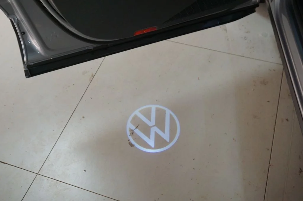 New 2026 Silver Mist Volkswagen 2.0T SEL image 28