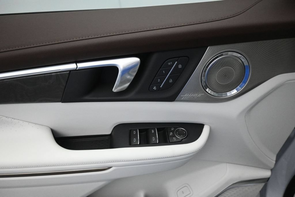 2026 Buick Enclave Avenir - Photo 11