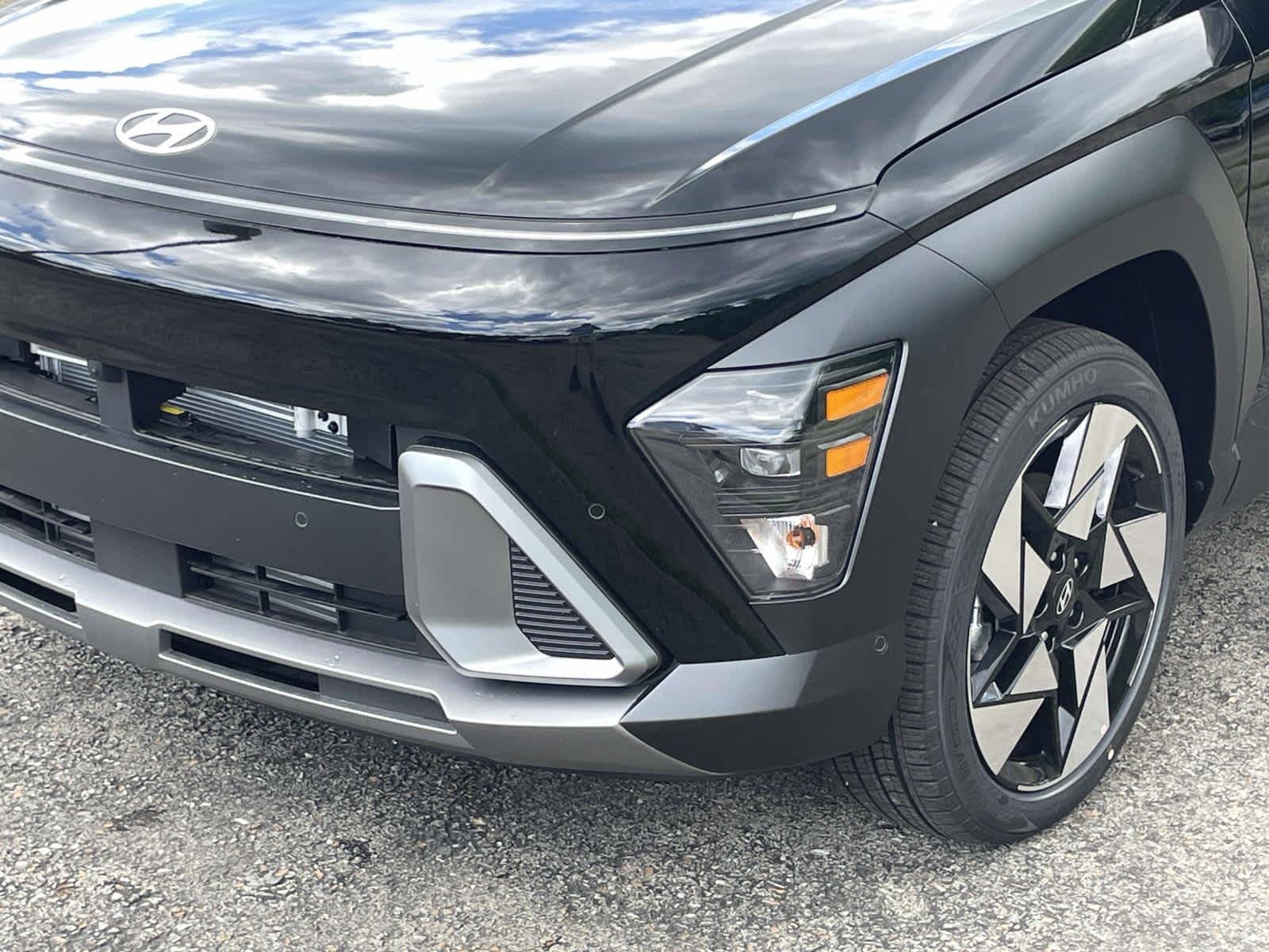 New 2026 Abyss Black Pearl Hyundai Limited image 13