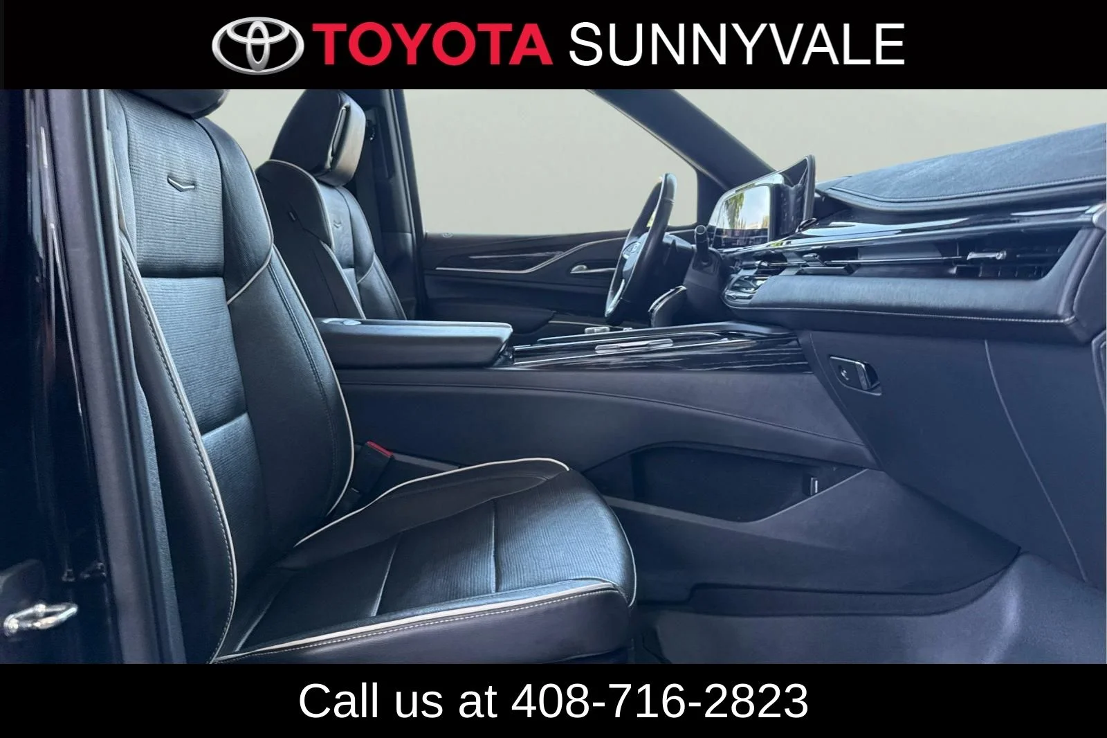Used 2021 Black Cadillac Sport image 21