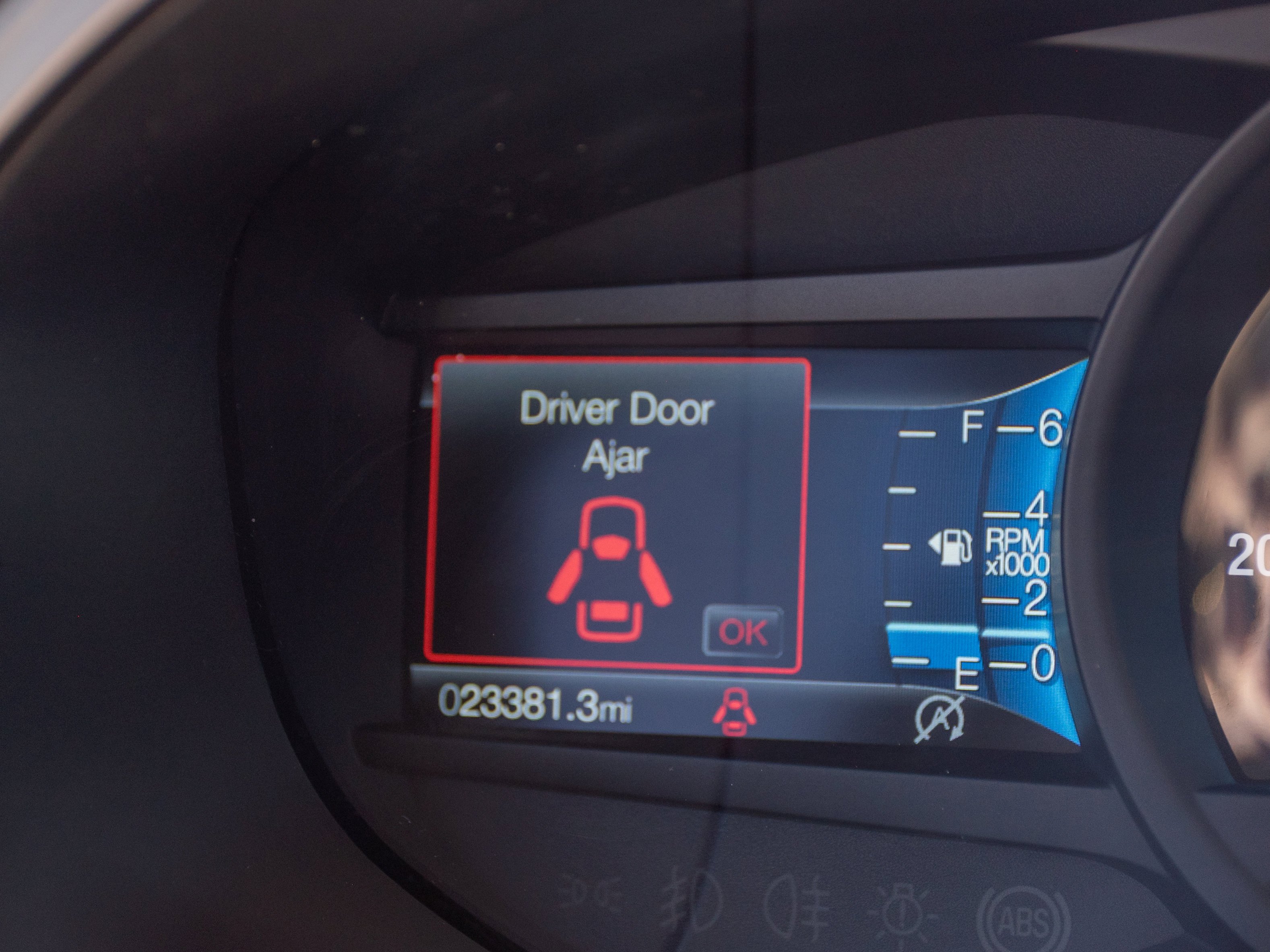 Used 2024 White Ford Titanium image 3