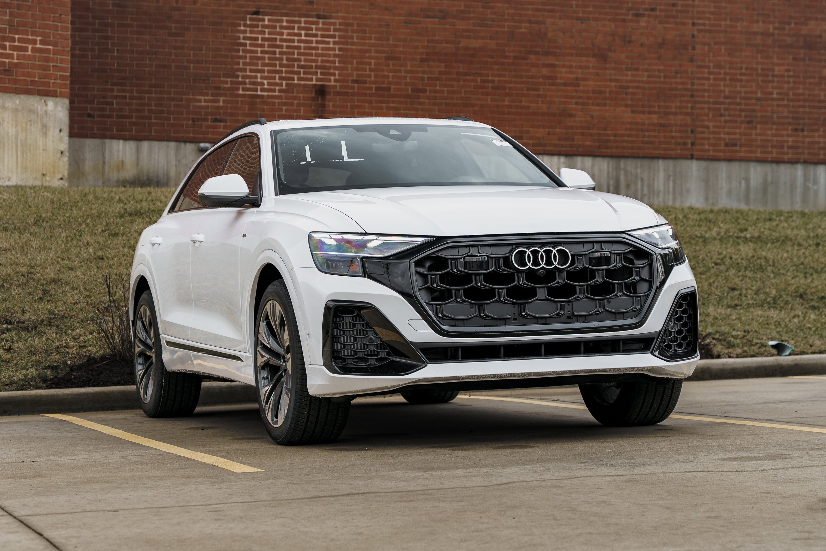 2026 Audi Q8 55 Premium Plus quattro Tiptonic's photo