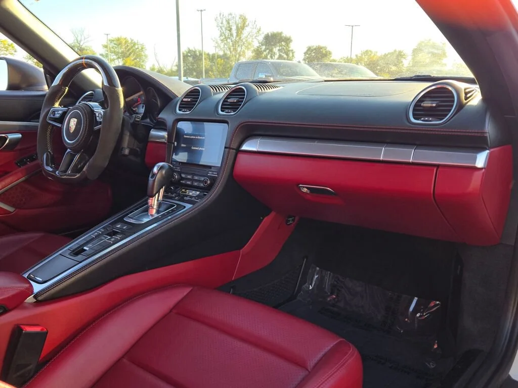 Used 2018 Black Porsche Base image 6