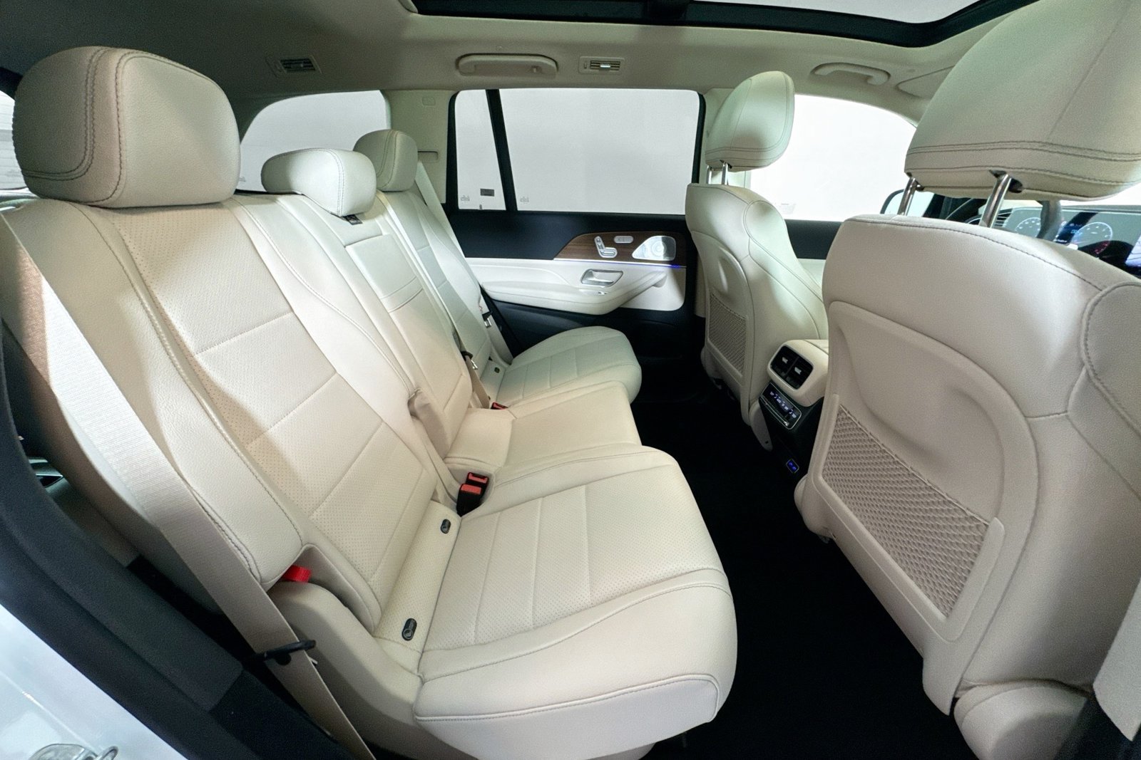 New 2026 Polar White Mercedes-Benz GLS 450 image 26