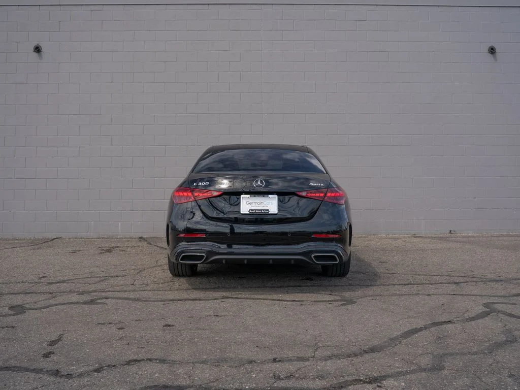 Used 2023  Mercedes-Benz C 300 image 6