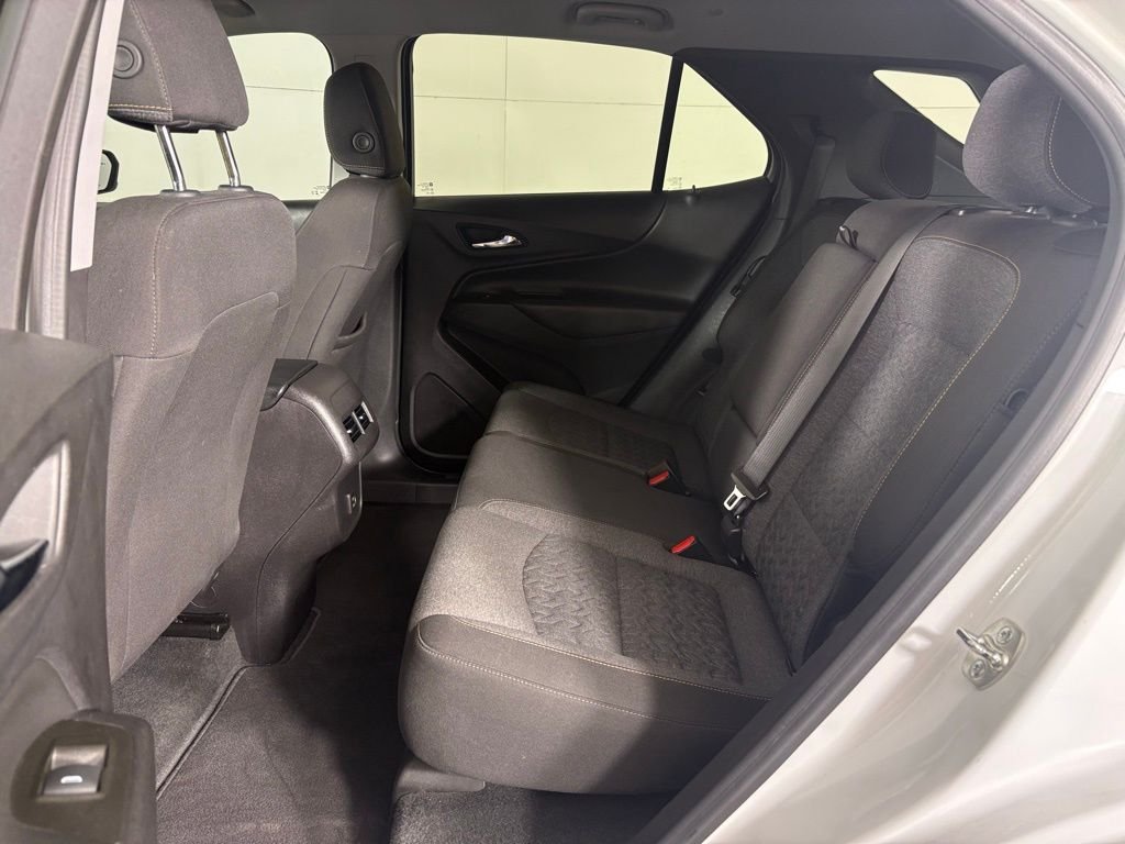 Used 2024 White Chevrolet LT image 36