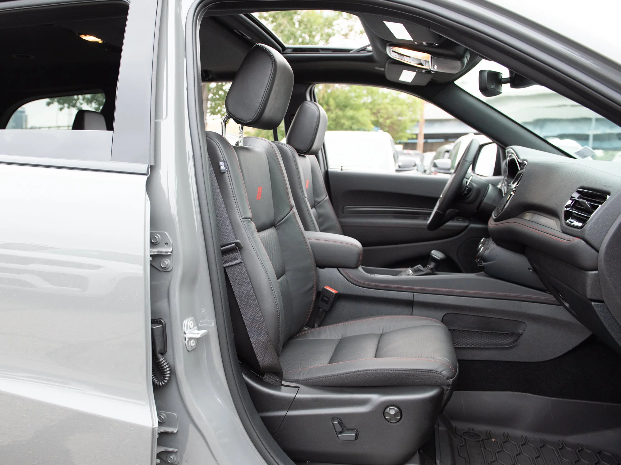 New 2026 Grey Dodge GT HEMI V8 Plus* AWD, Sunroof, Ventilated/Heated Leather, Remote Start image 31
