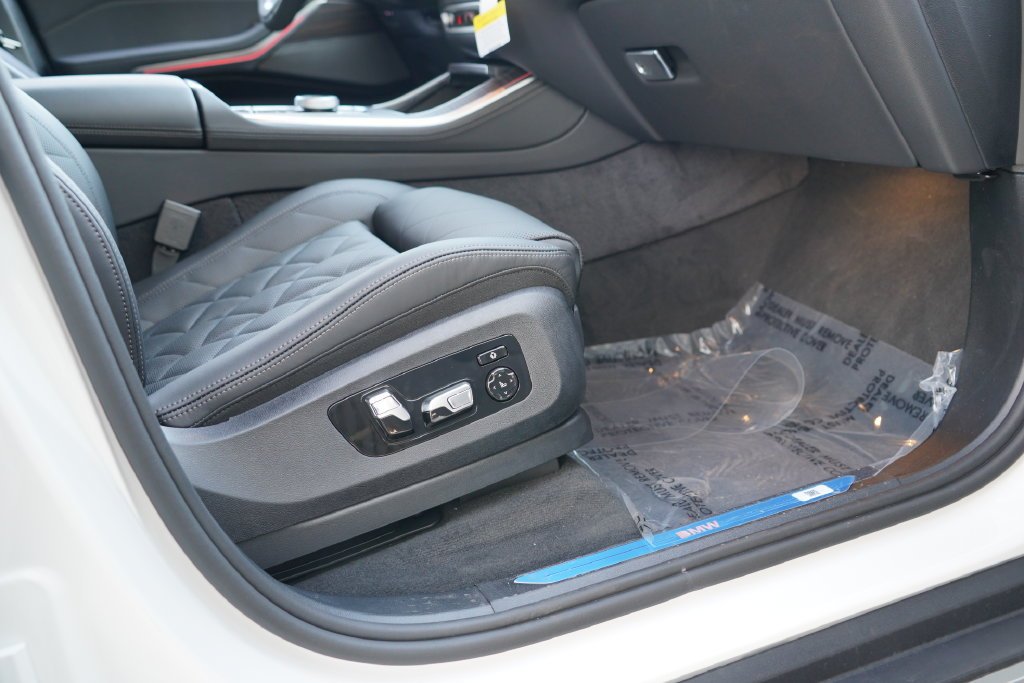 2026 BMW X5 50e - Photo 19