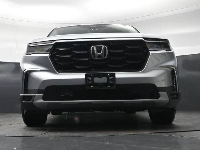 Certified Used 2024 Lunar Silver Metallic Honda AWD EX-L image 61