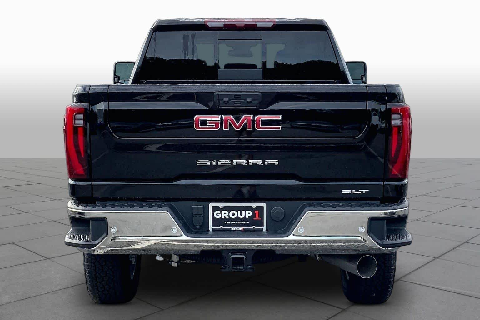 New 2026 Onyx Black GMC SLT image 4