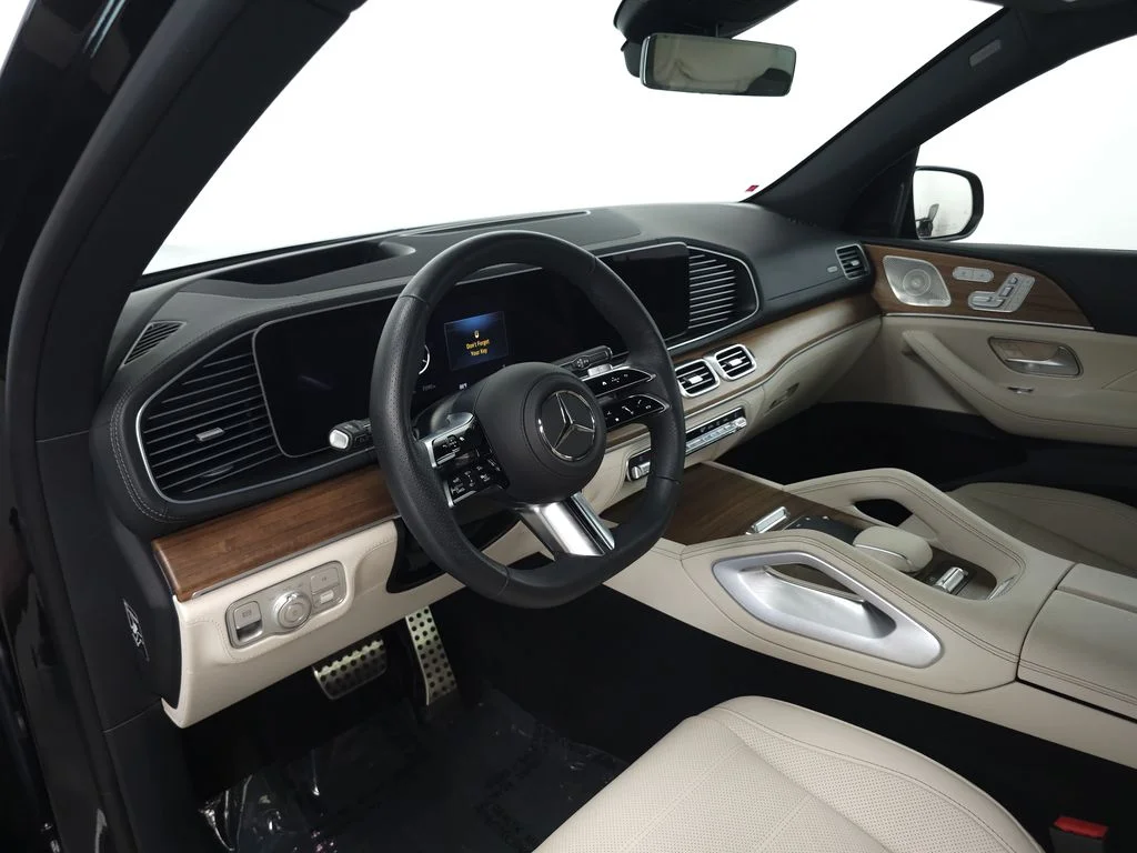 Used 2026 Black Mercedes-Benz GLS 580 image 9