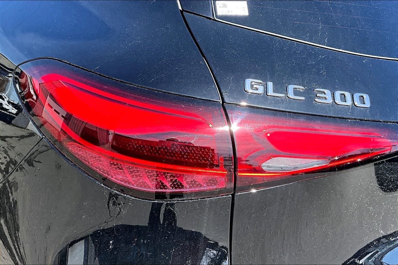 New 2026 Black Mercedes-Benz GLC 300 image 6