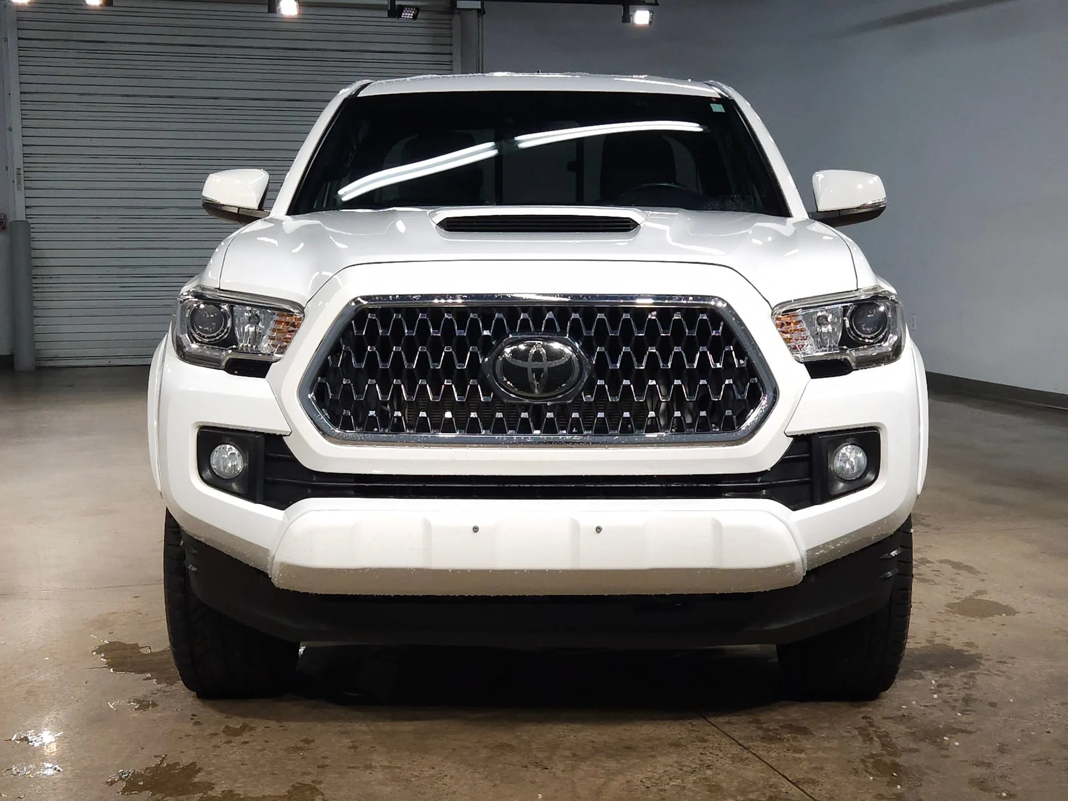 Used 2019 Toyota Tacoma TRD Sport with VIN 5TFSZ5AN4KX195343 for sale in Little Rock