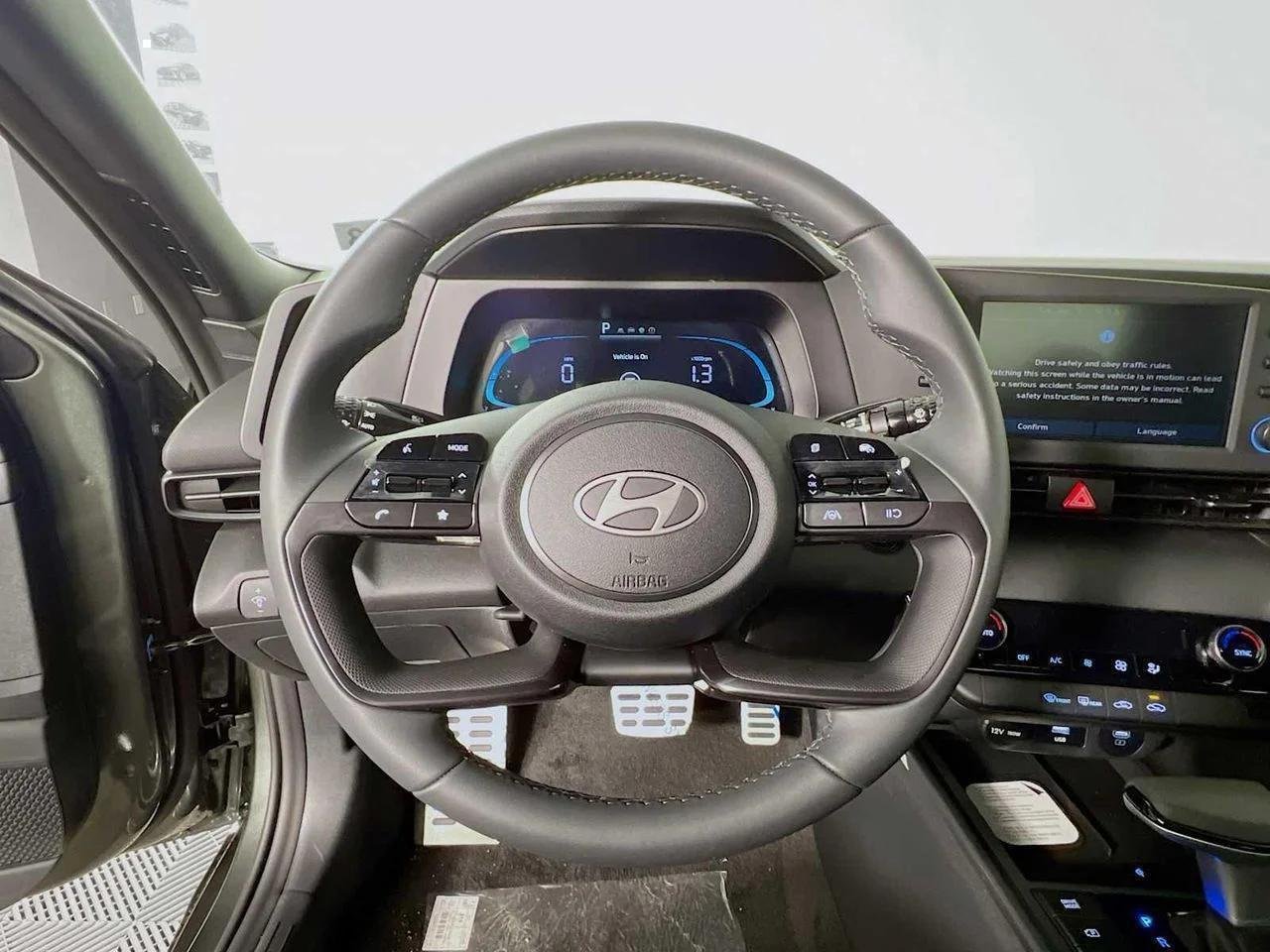 New 2026 Amazon Gray Hyundai SEL Sport image 8