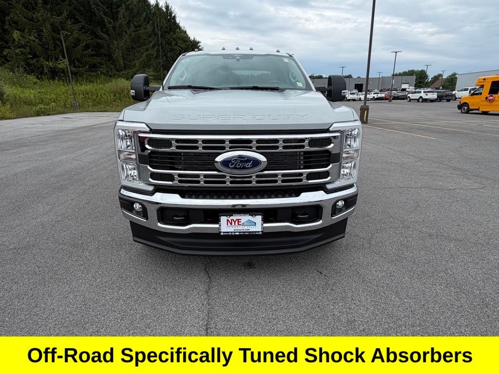 New 2026 Avalanche Ford F-250® XLT image 9