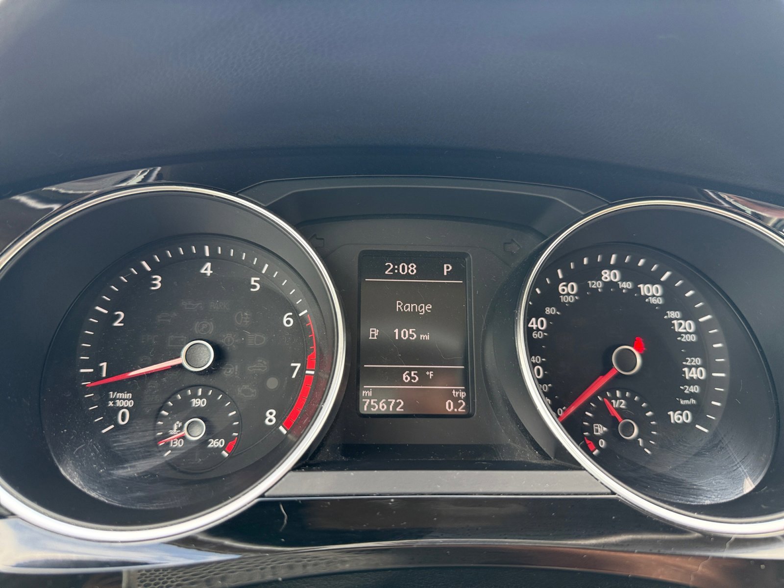 Used 2016  Volkswagen  image 11