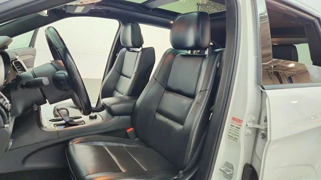 Used 2020 White Jeep Overland image 18
