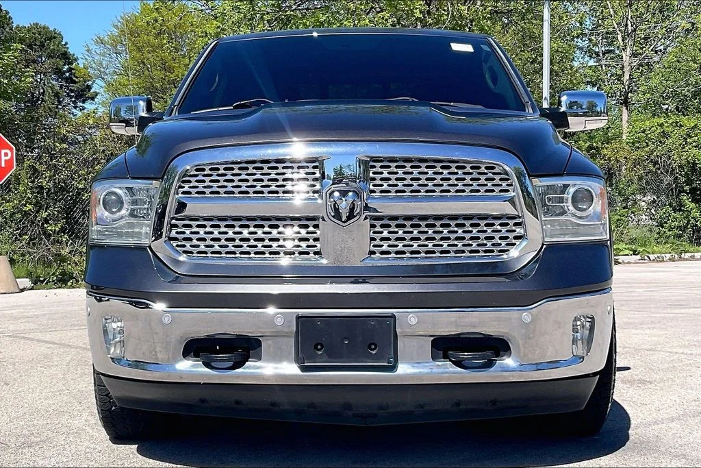 Used 2015 RAM Ram 1500 Pickup Laramie with VIN 1C6RR7JM5FS550757 for sale in Palatine, IL
