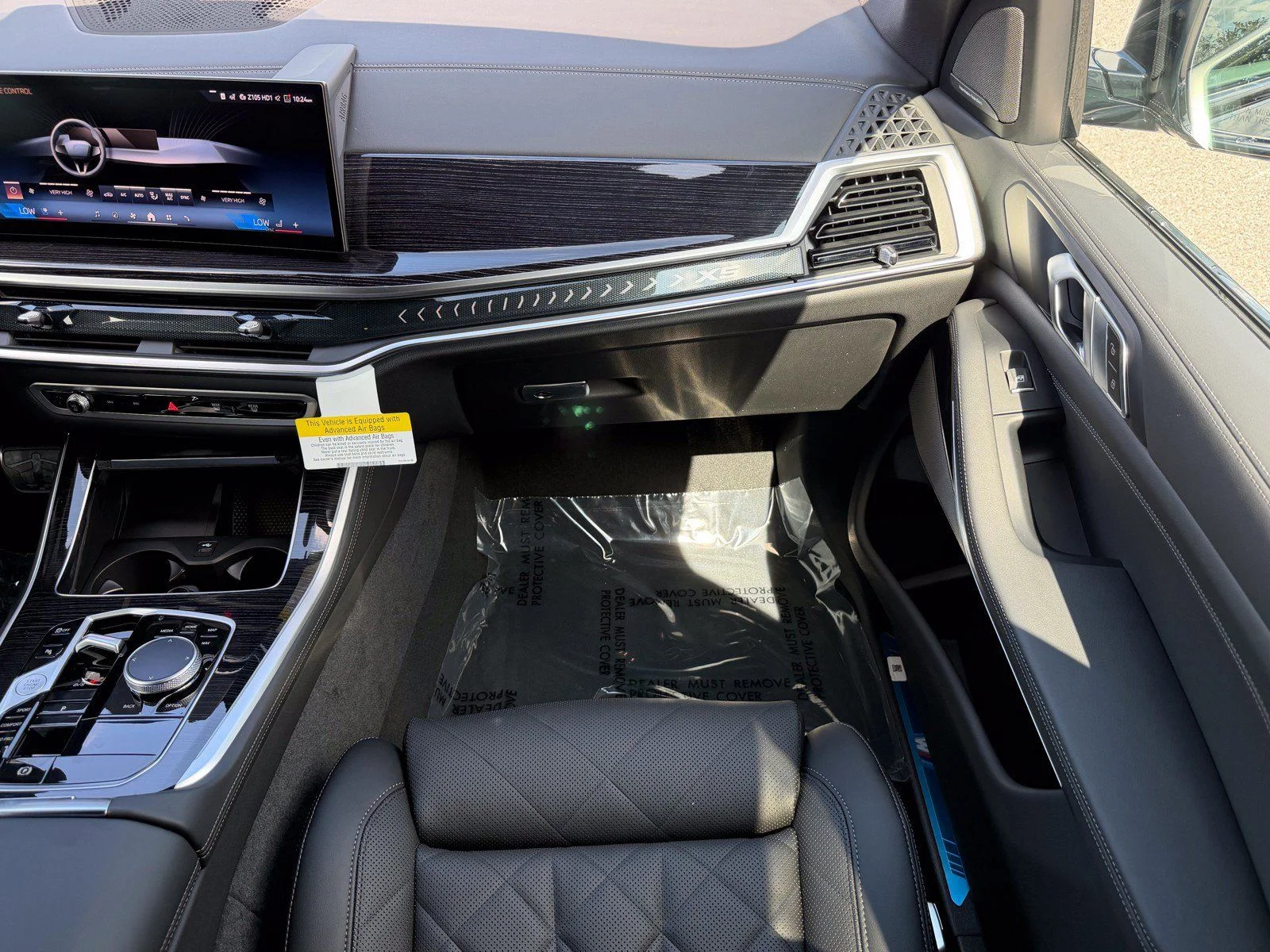 New 2026 Black Sapphire Metallic BMW xDrive40i image 18