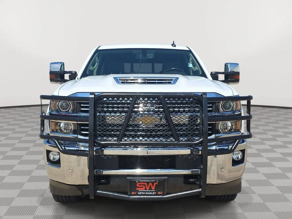 Used 2018 SUMMIT WHITE Chevrolet LTZ image 2