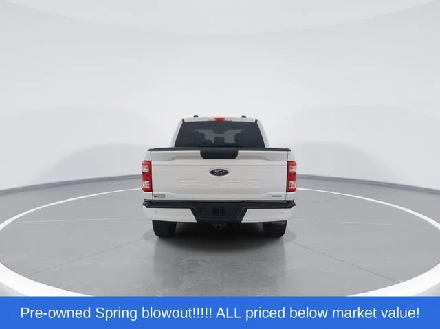 Used 2021 White Ford XL image 7